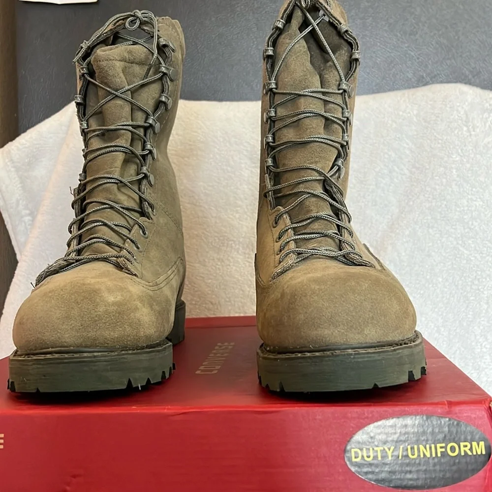 NEW MENS “MATTERHORN” Leather Tactical/Work Boots SIZE 9 WIDE Color Sage - Picture 1 of 7
